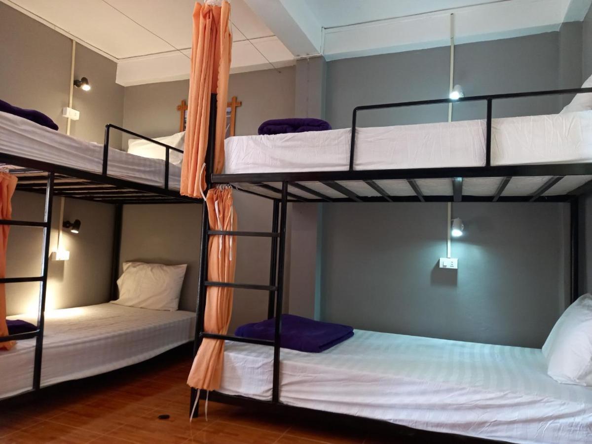 Riverside Garden Hostel Vang Vieng Dış mekan fotoğraf