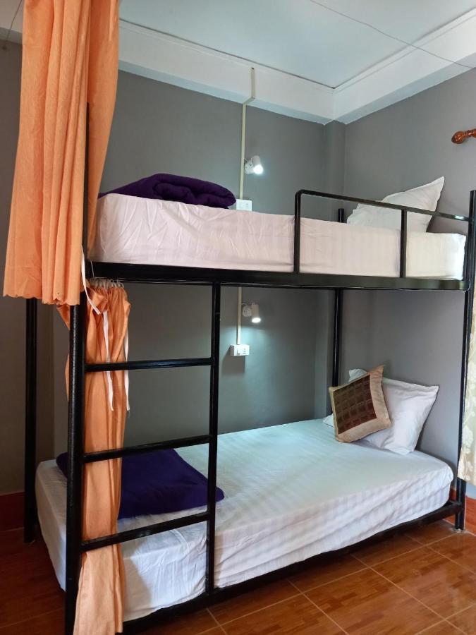 Riverside Garden Hostel Vang Vieng Dış mekan fotoğraf