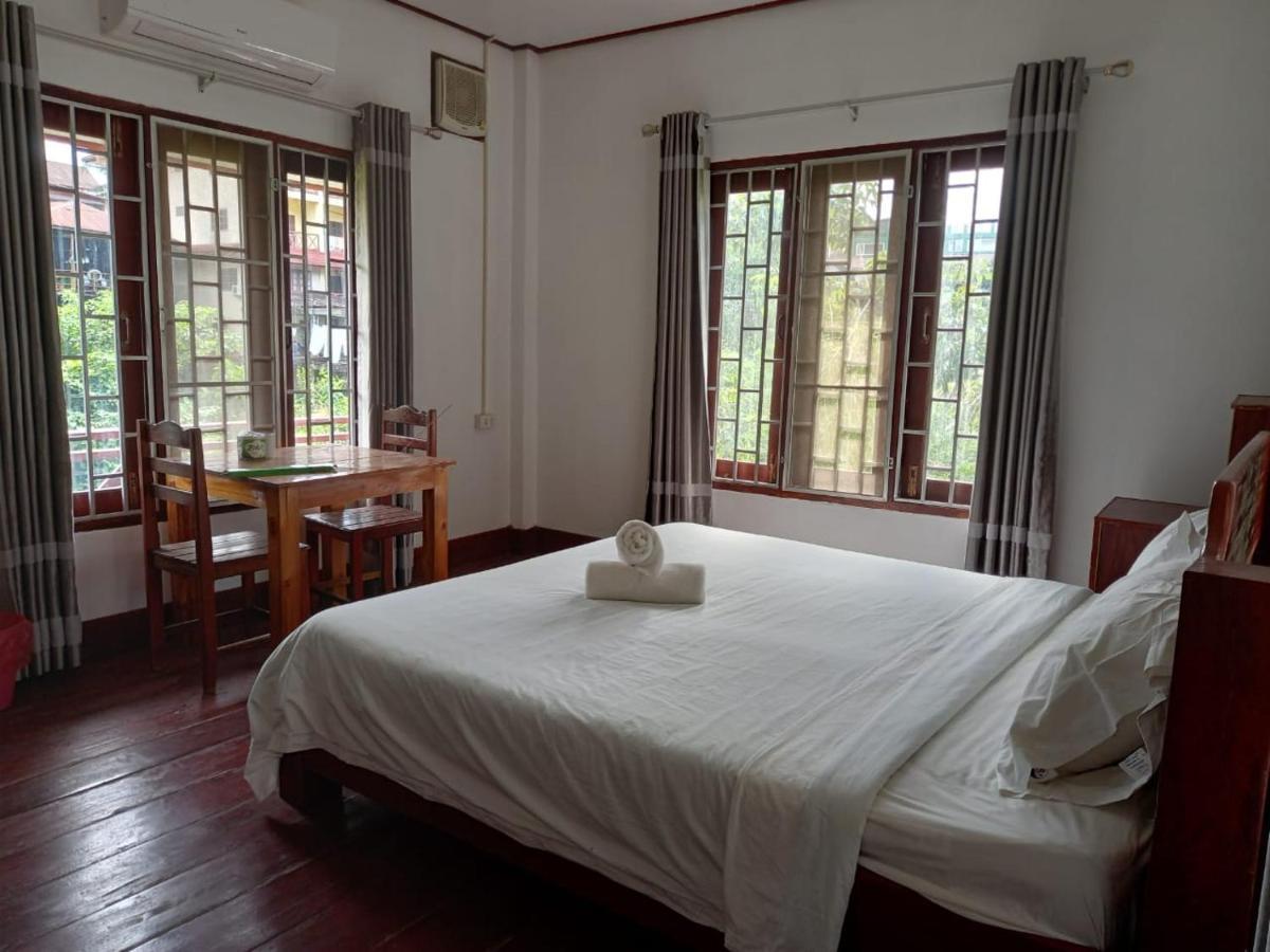 Riverside Garden Hostel Vang Vieng Dış mekan fotoğraf