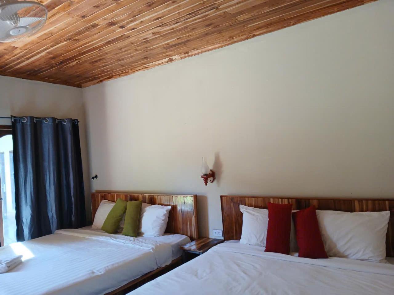 Riverside Garden Hostel Vang Vieng Dış mekan fotoğraf